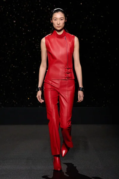 Look 7